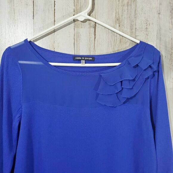Cable and Gauge Ruffled Blouse Blue Size Medium - Picture 2 of 7